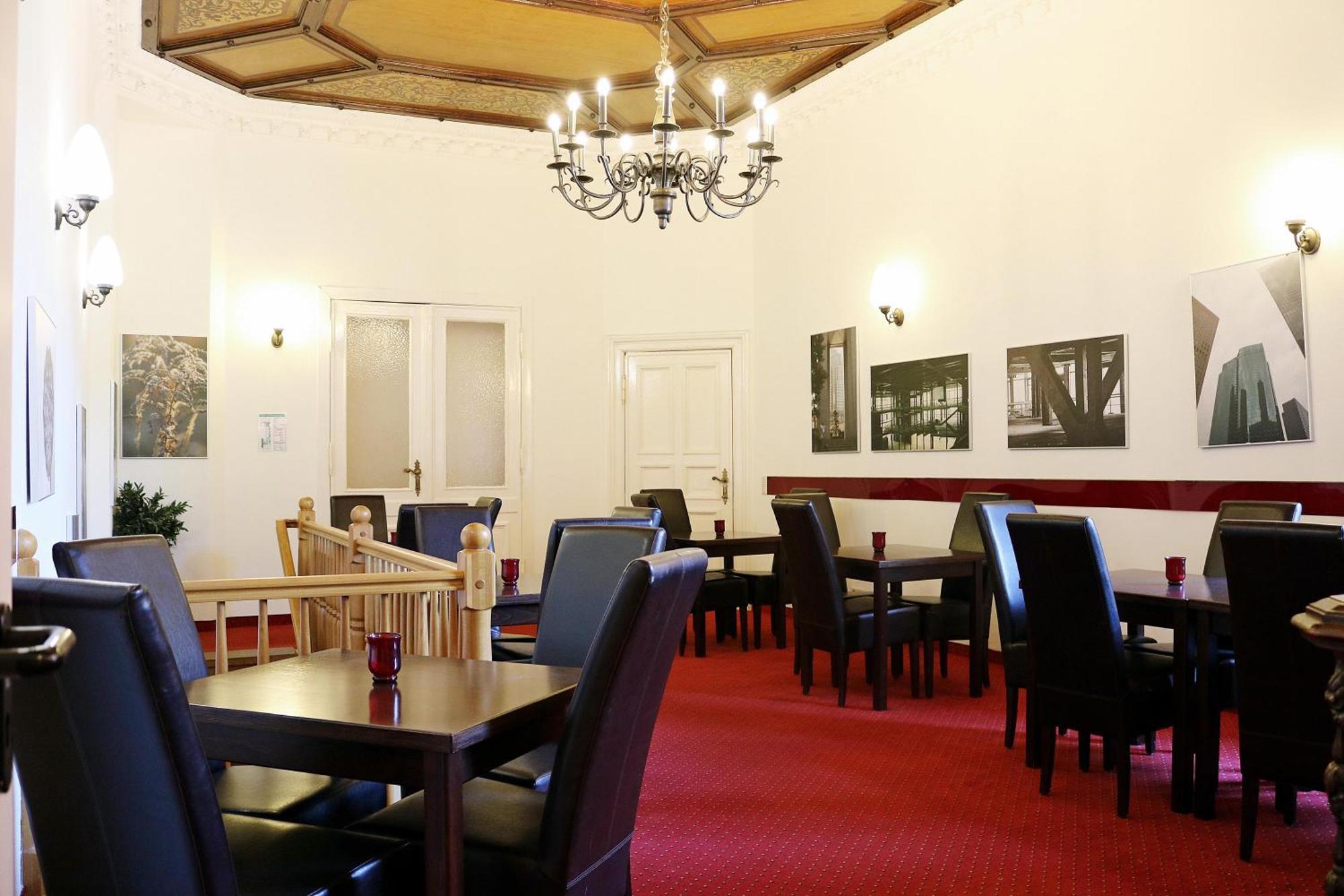 Air In Berlin Hotel Екстериор снимка