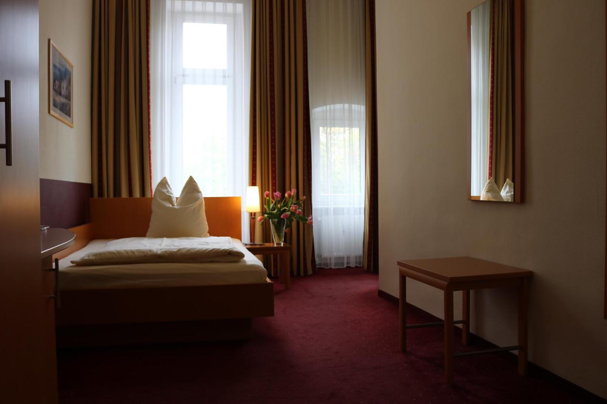 Air In Berlin Hotel Екстериор снимка