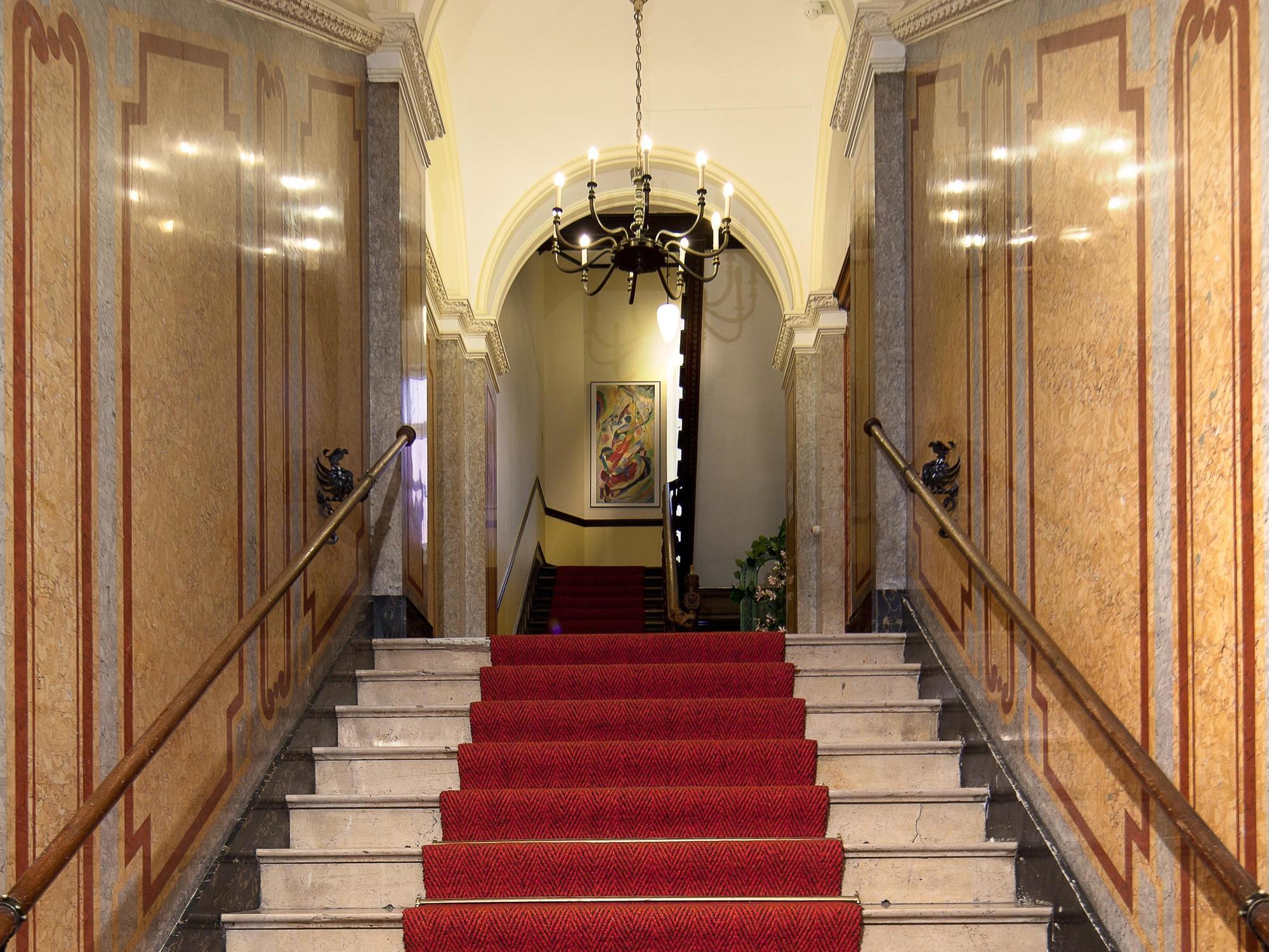 Air In Berlin Hotel Екстериор снимка